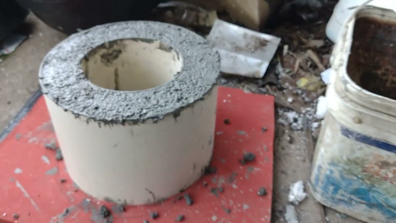 @Preparando maís uma coisa de isocom, isopor cimento e arreia, vamos ao vídeo.