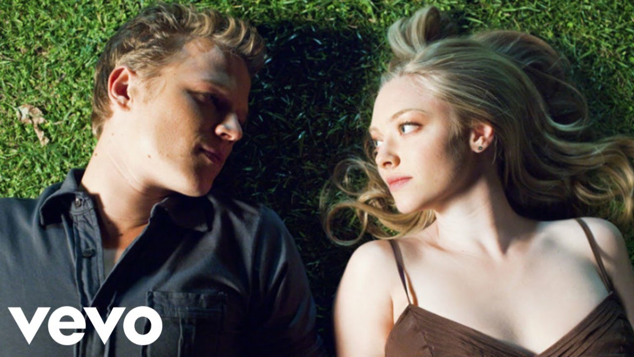 Love Story - Taylor Swift // Letters to Juliet - Sophie and Charlie