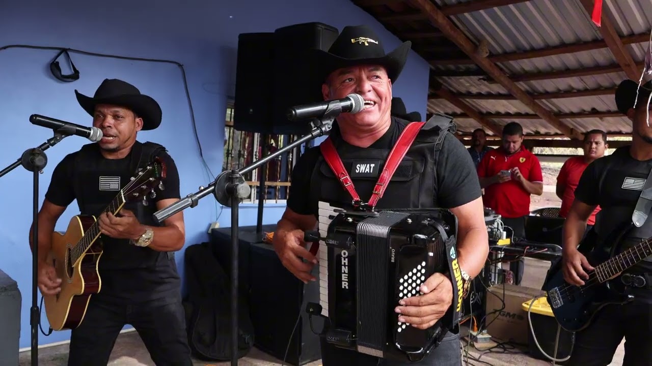 Inquietos de Olancho - Falsos amigos