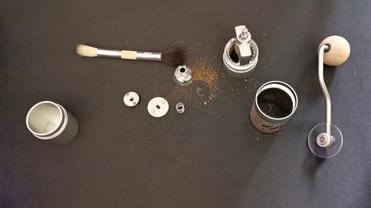 Разборка и чистка ручной кофемолки 1Zpresso Q2.