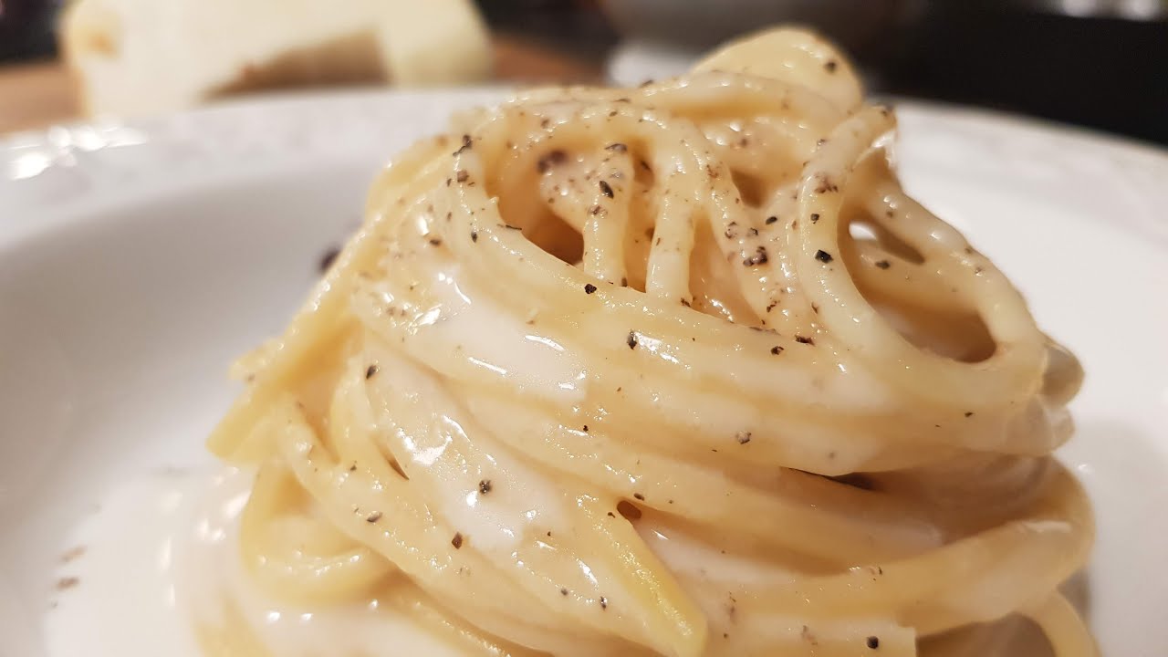 Come preparare una Cacio e pepe senza grumi