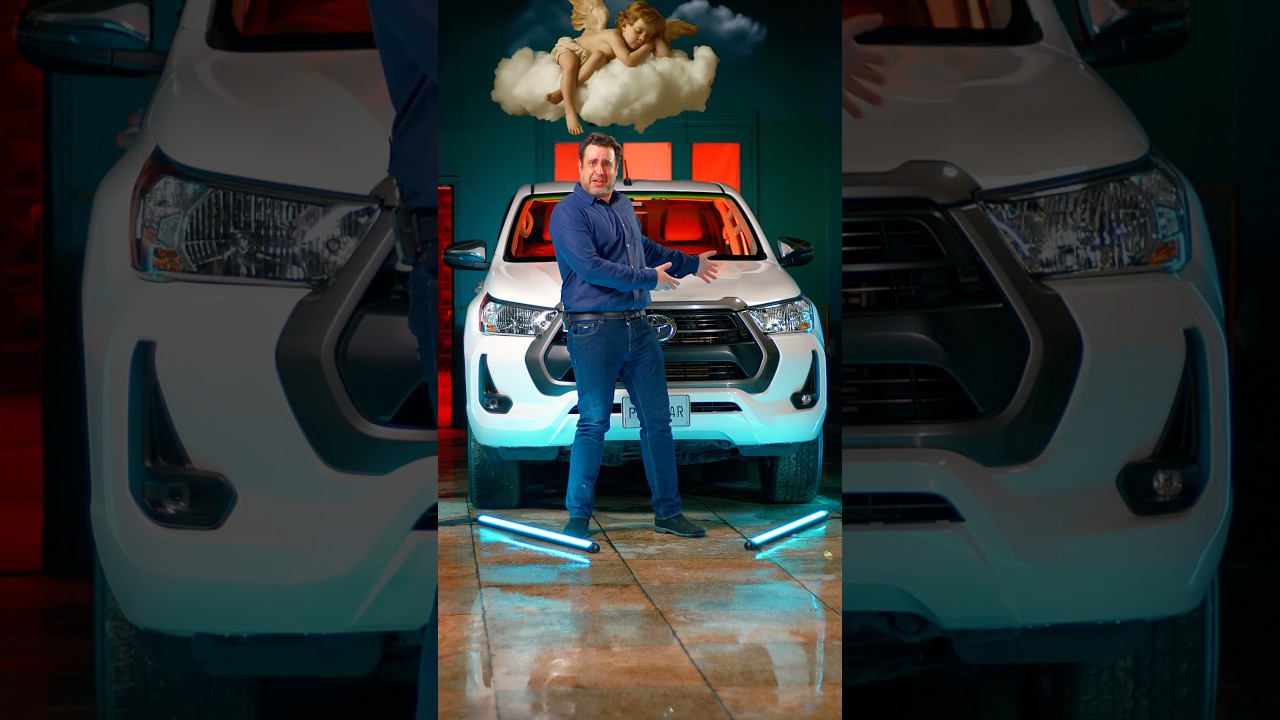 Hilux Keeps Social Media Safe | #PakGear #hilux #toyota