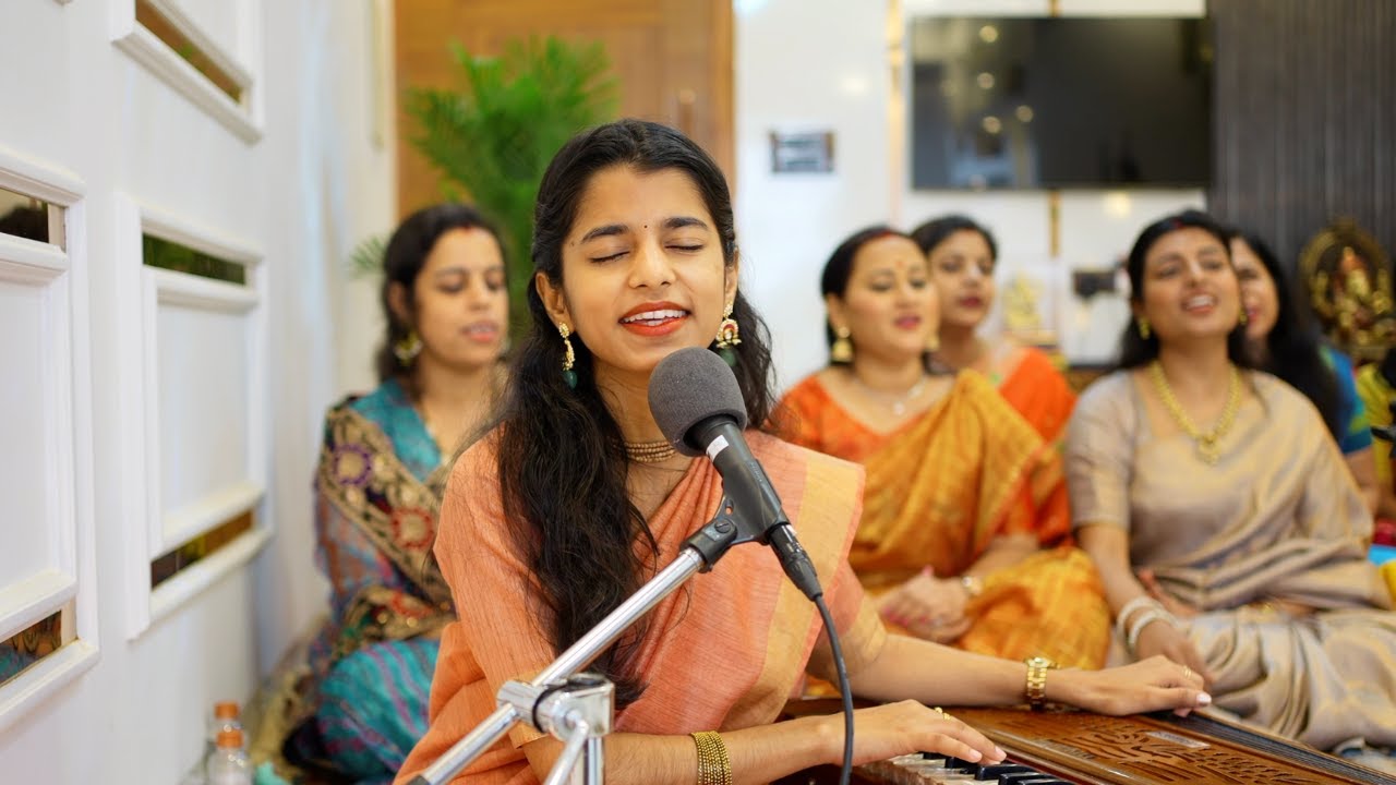 जनक नगरिया भइले शोर हे सुहावन लागे (राम सीता विवाह) - Maithili Thakur