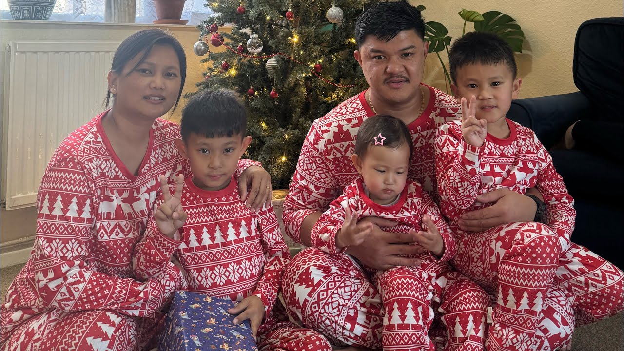 Christmas 2025- kids opening their presents