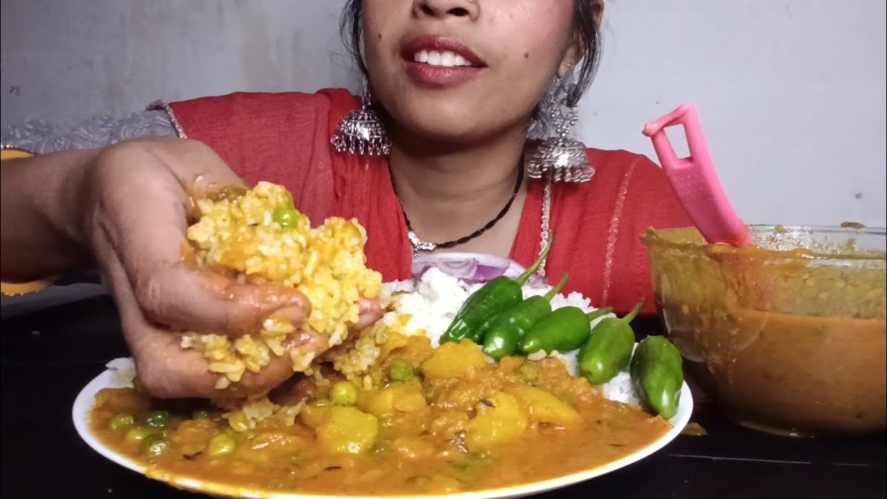 Eating spicy aalu matar sabji and chabal 😋 mukbang video, big bite 