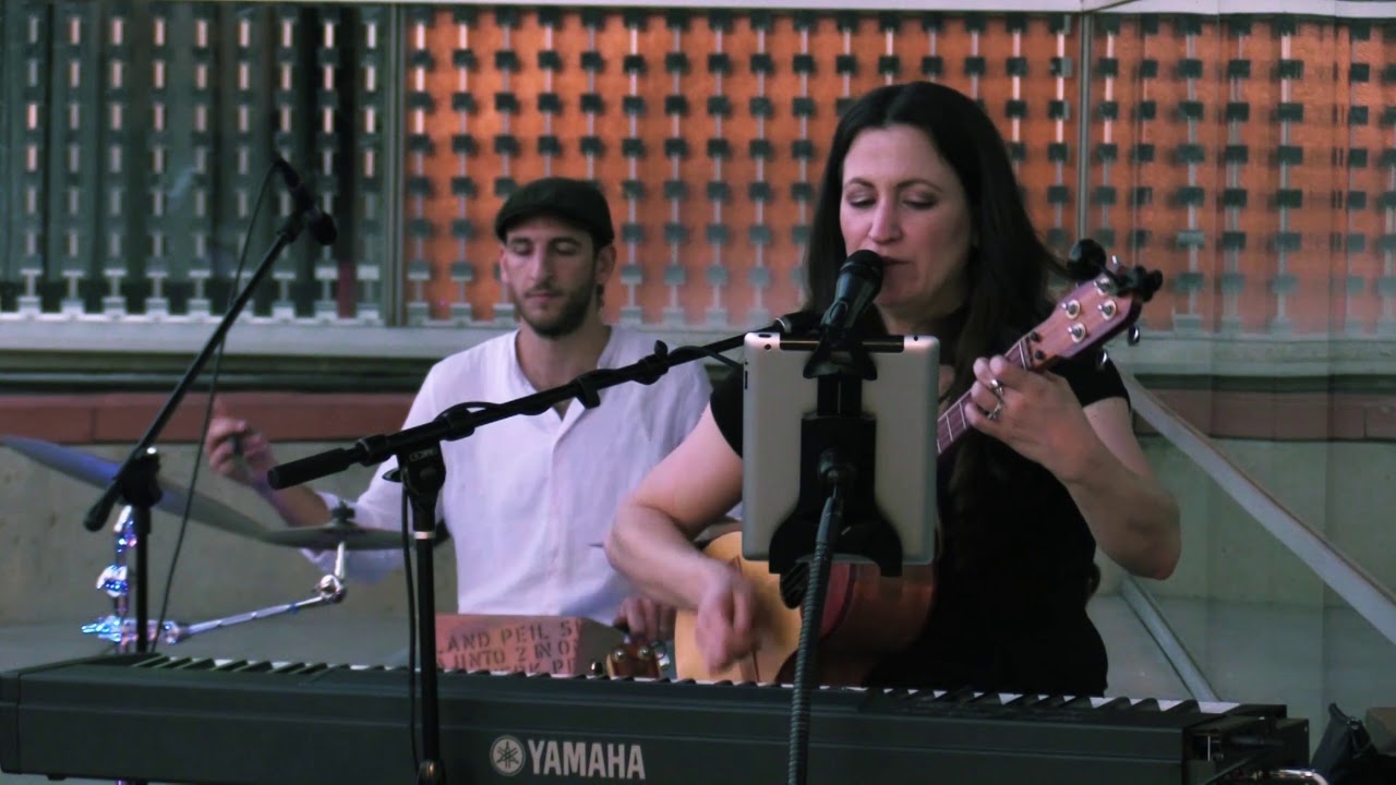 Ain't Nobody (Chaka Khan) latin acoustic cover by Bohemian Insurgence