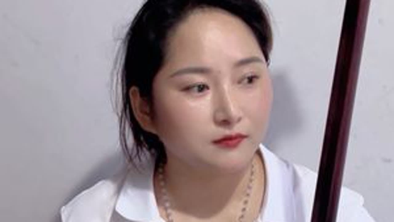 女琴师，帅格子。原声无修，固定机位。@许昌市曲剧团曲胡李格格 #曲胡 #三子争父