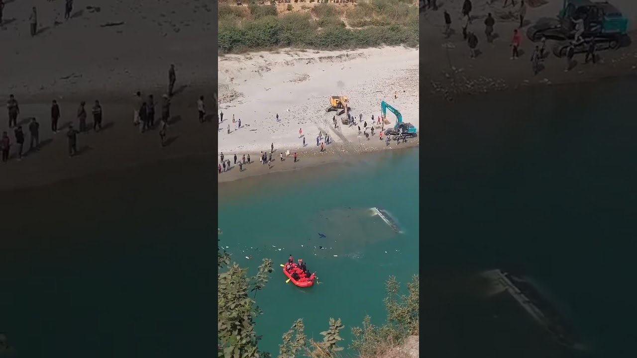 Ramechhap bus accident#goviral #nepalicommunity 