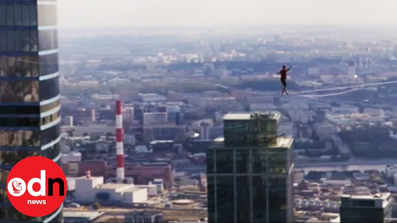 Daredevils Try to Set New Tightrope Record High Above Moscow