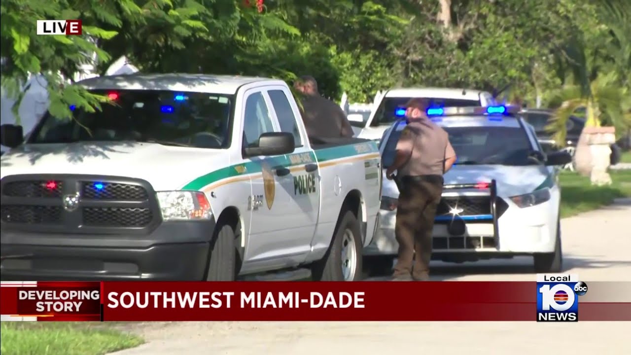 Fire Rescue takes 2 injured in Palmetto Estates to trauma center