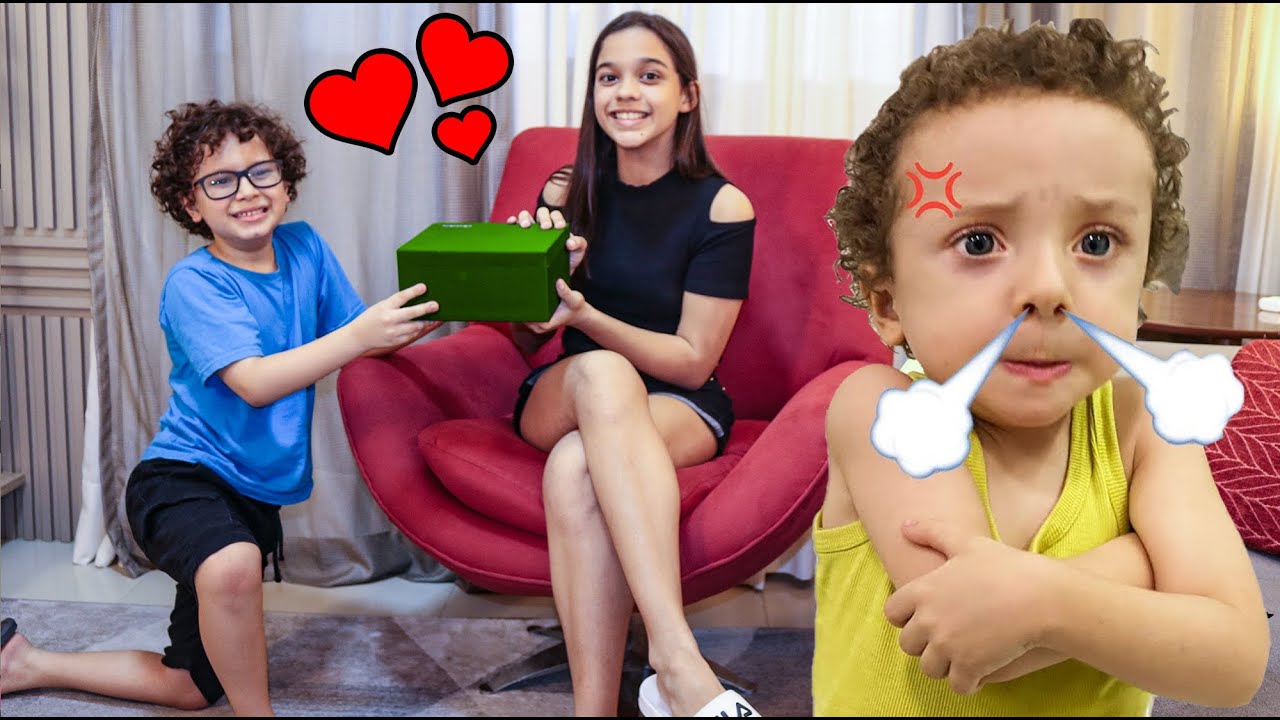 CADU ENCONTROU UMA NOVA AMIGA Aprenda Regras de Conduta em uma História Engraçada - Ft Maria Clara.