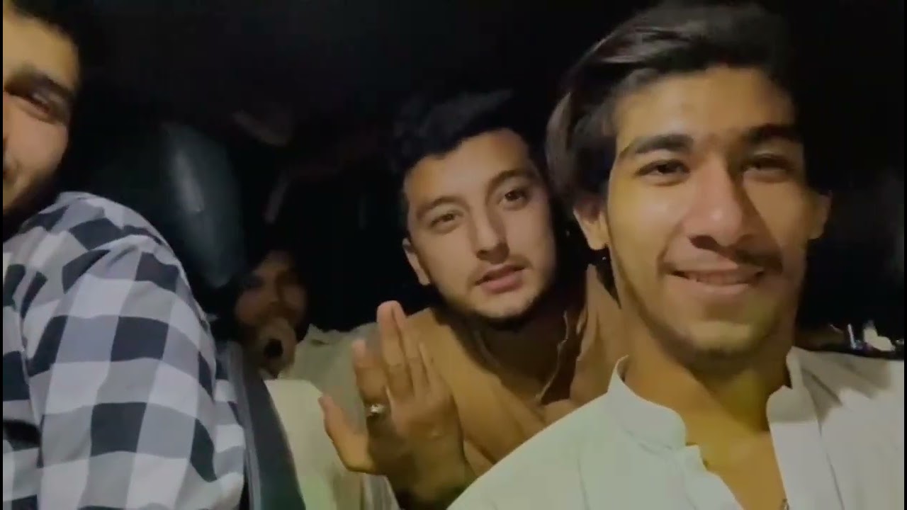 day out with cazns #Islamabad famous lassi f-10 Tariq market _ mazedar lassi 🤭❤#lassi #F-10#viral #s