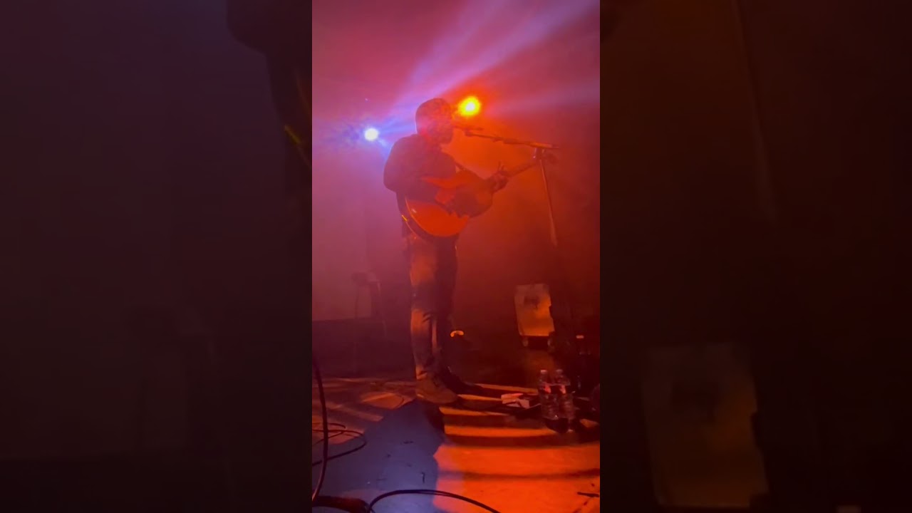 Andy Hull of Manchester Orchestra at The Lodge Room in Los Angeles Performing &ldquo;Telepath&rdquo;