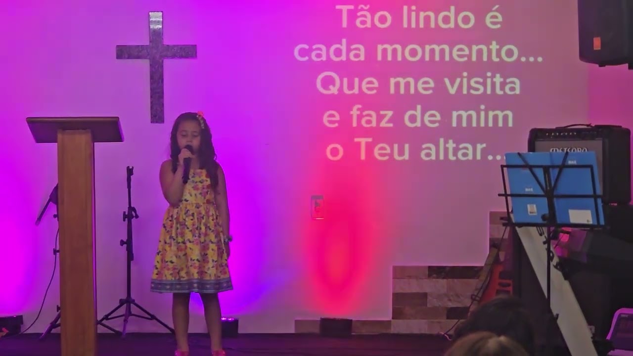 Iris cantando QUE LINDO MOMENTO 