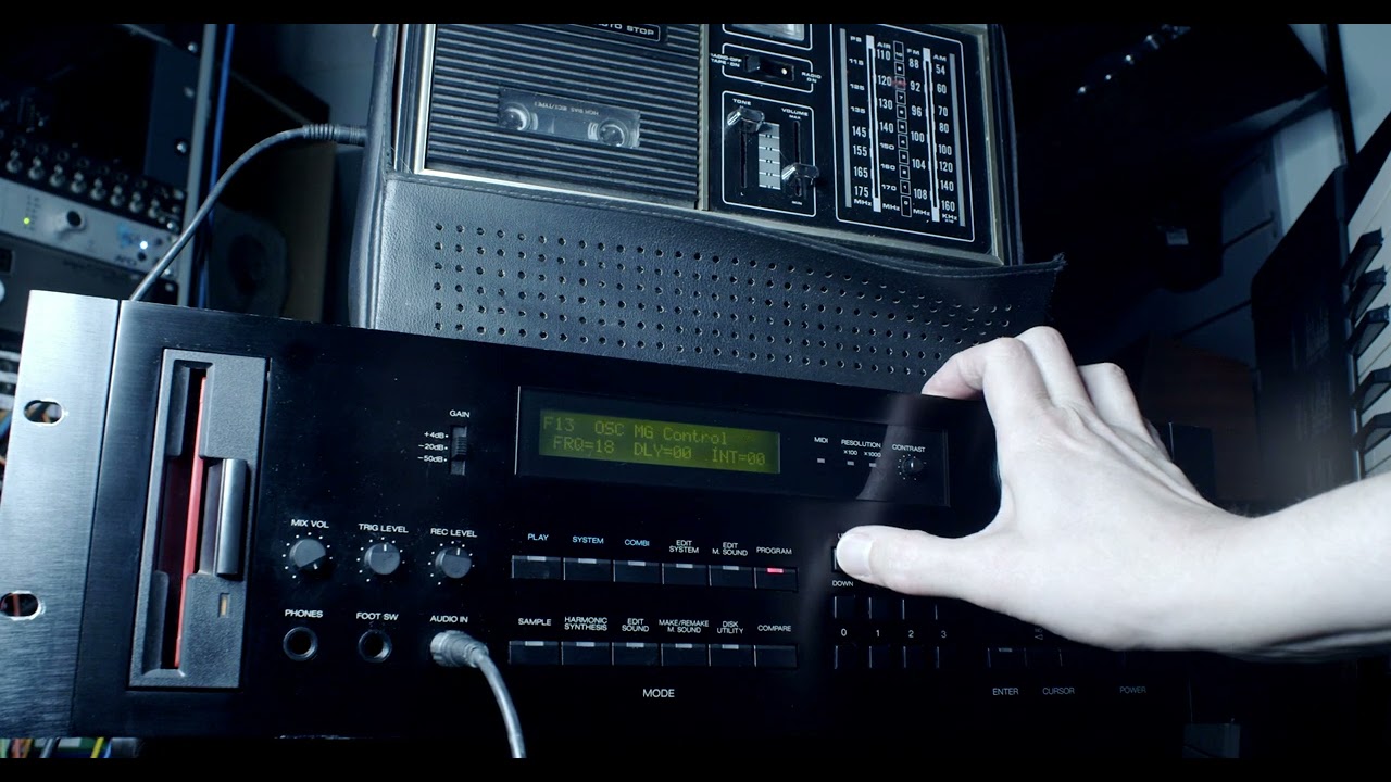 Sampling some AM Radio with the KORG DSM-1