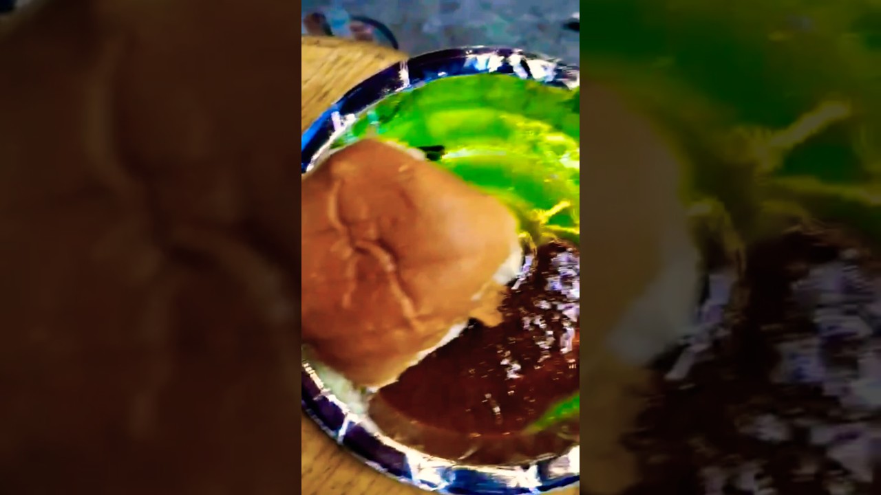 Cheap vs expensive vadapav