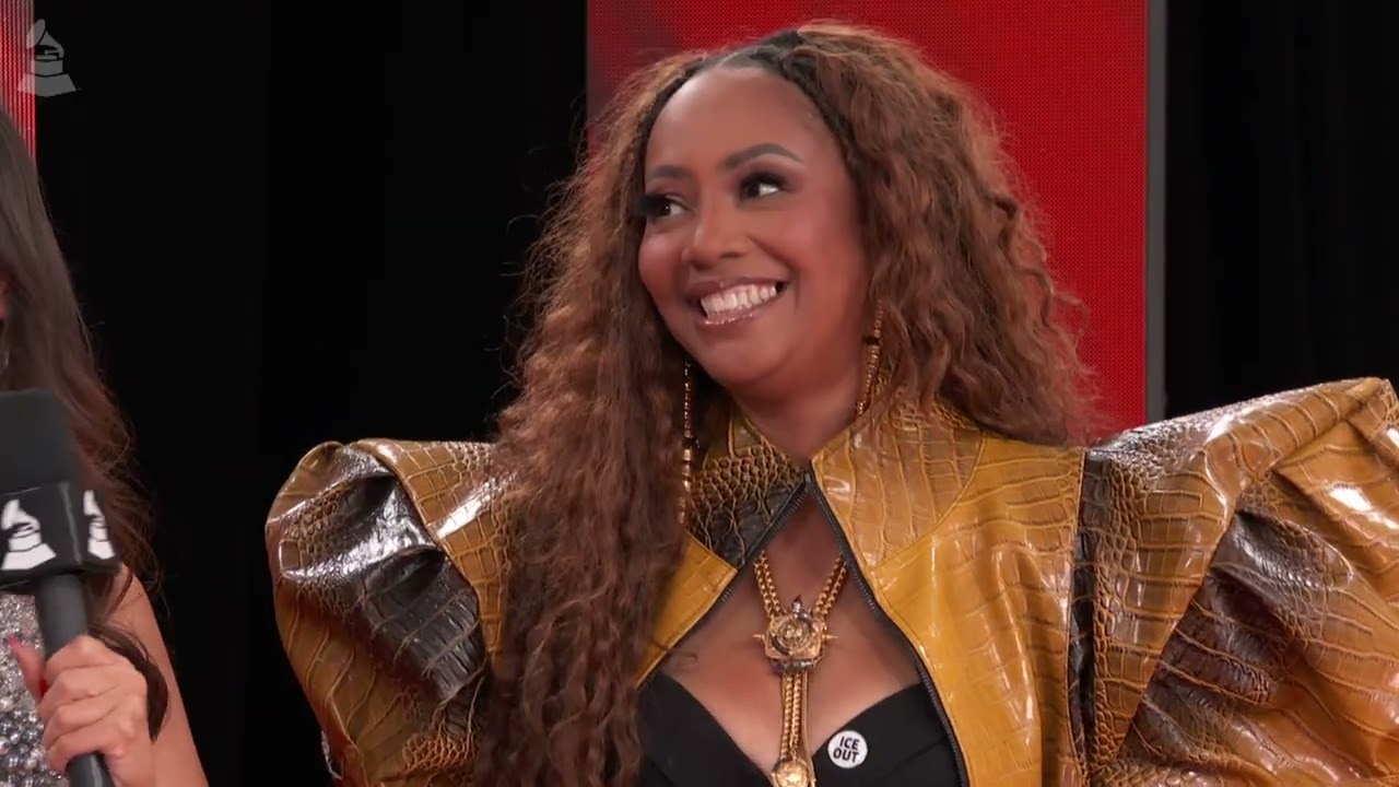 LALAH HATHAWAY Red Carpet Interview | 2026 GRAMMYs