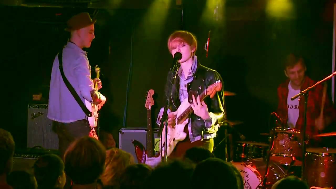 Lissy Trullie - Self-Taught Learner (Live in HD)