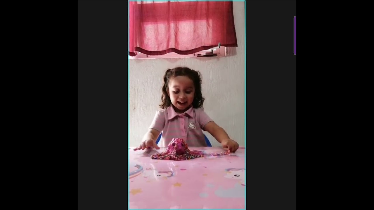Abi Abi Juega con Slime 😄 @Abi.Abi.princess #videosparani&ntilde;os #slime #diversion 
