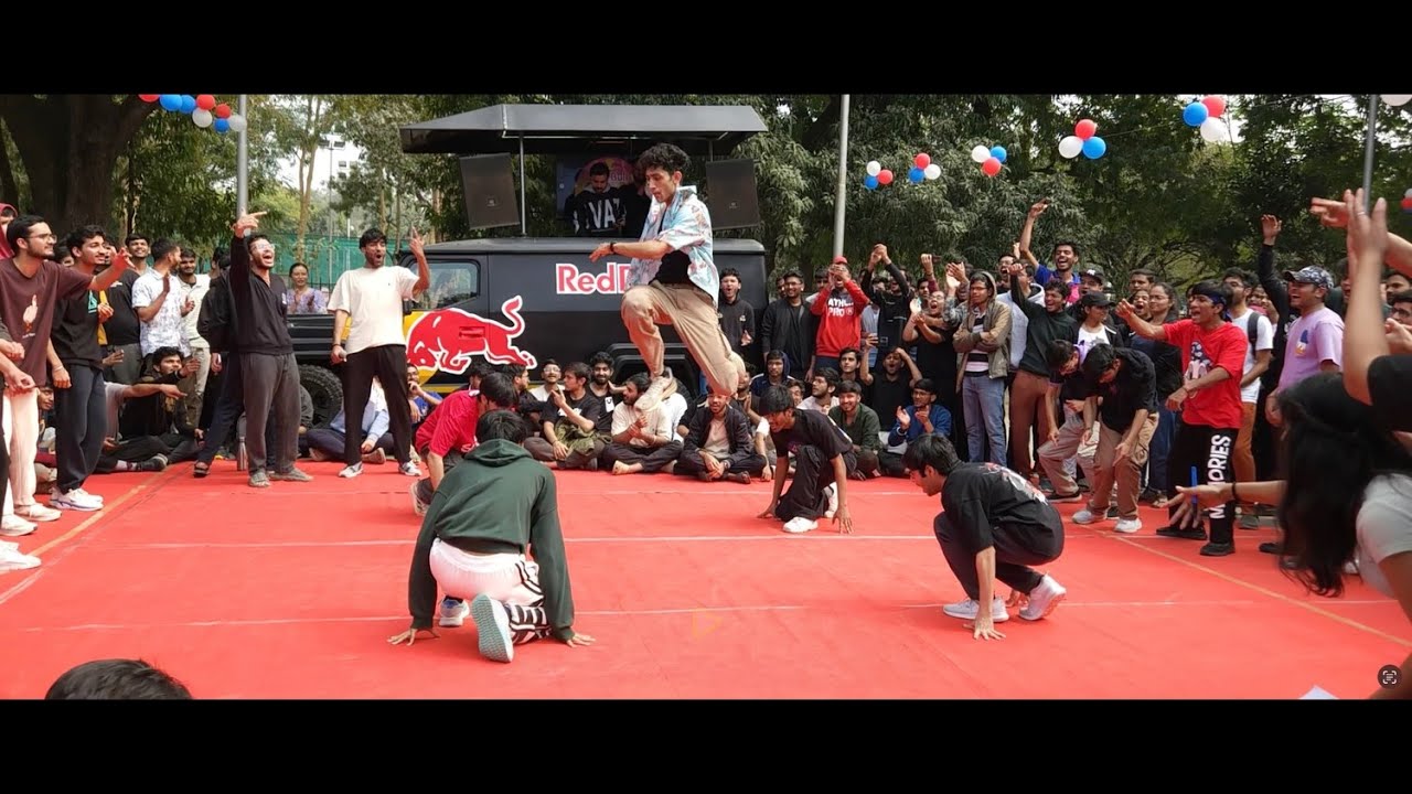 IIT Kanpur Dance 4K Battle Galaxy'25 | Hall 12 vs Hall 2 #iitkanpur #iit