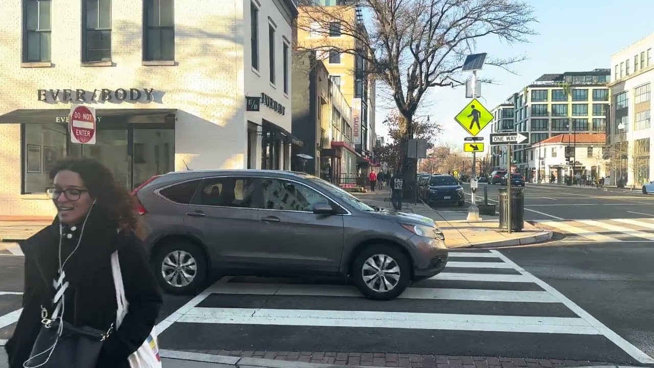 #DC #walking #tourism 14th Street #motion 