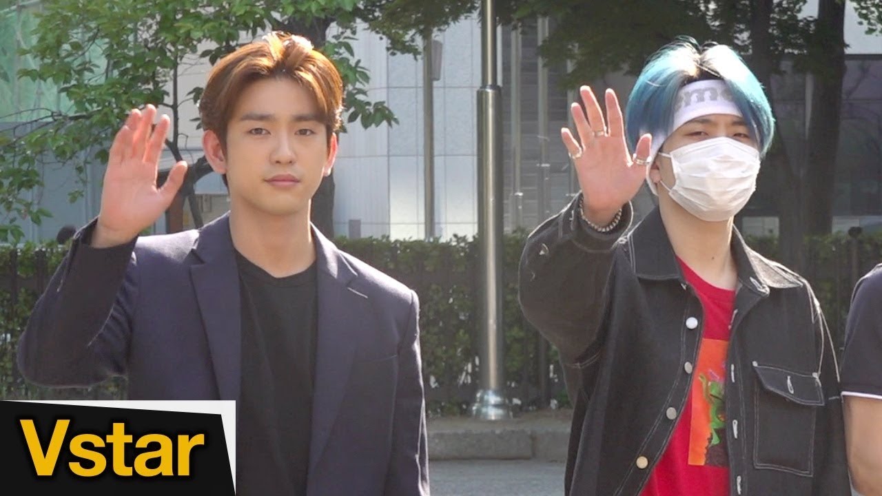 갓세븐(GOT7) '녕' '퉤영재'의 '시크한 손인사' (20190531 뮤직뱅크 출근길)