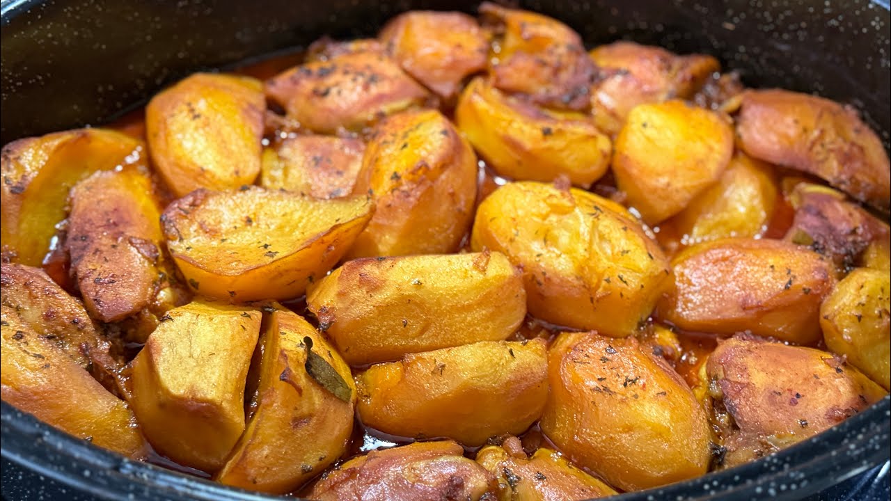 Peito de Galinha assada no forno com batata 