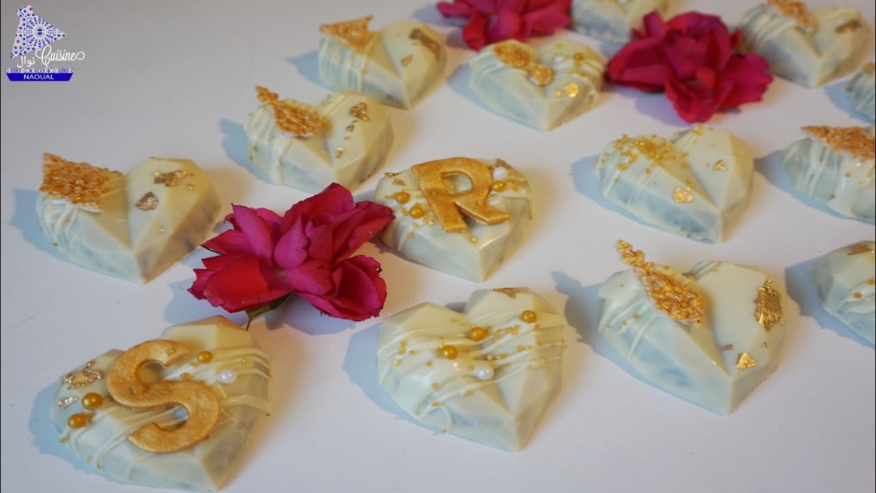 Elegante Kuchenherzen in gold und weiß | Geometric Cake Hearts | Diamant Herzen | Candybar Idee