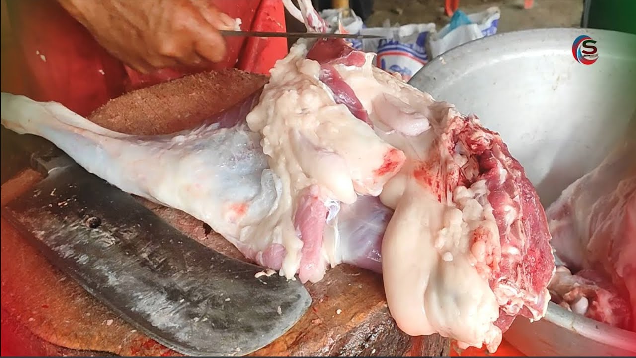 Best Meat Goat Cutting Skill In Buffalo Meat Market | Buffalo Meat Cutting and Selling Video |