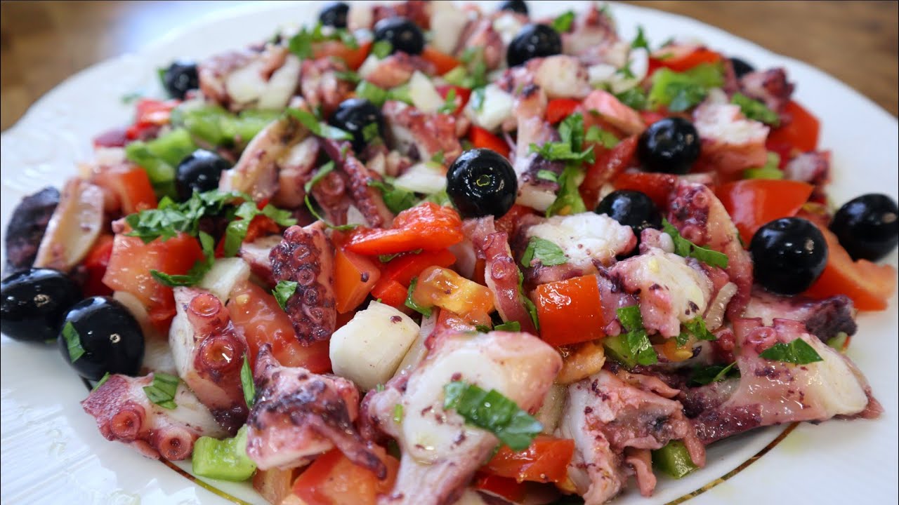 Salada de polvo com molho vinagrete