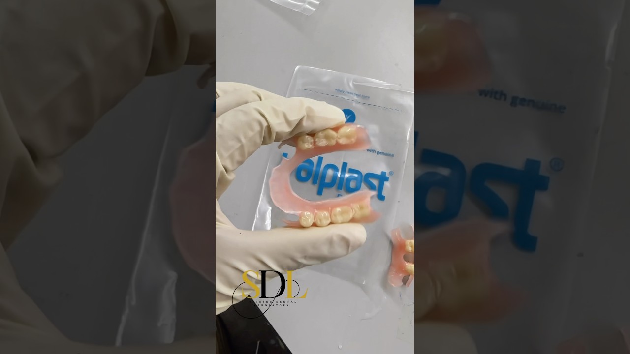 Valplast flexible dentures  #dentallab #flexibledentures  #valplast