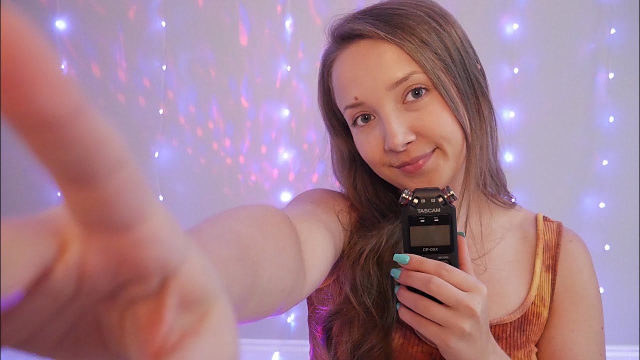 ASMR| Hand movements w/ lots of mouth sounds (wet & dry) ✨😘 TASCAM😘✨