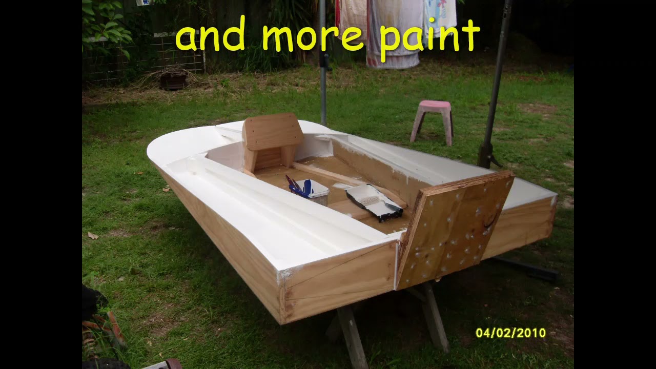 Mini Max speed boat slide show Build