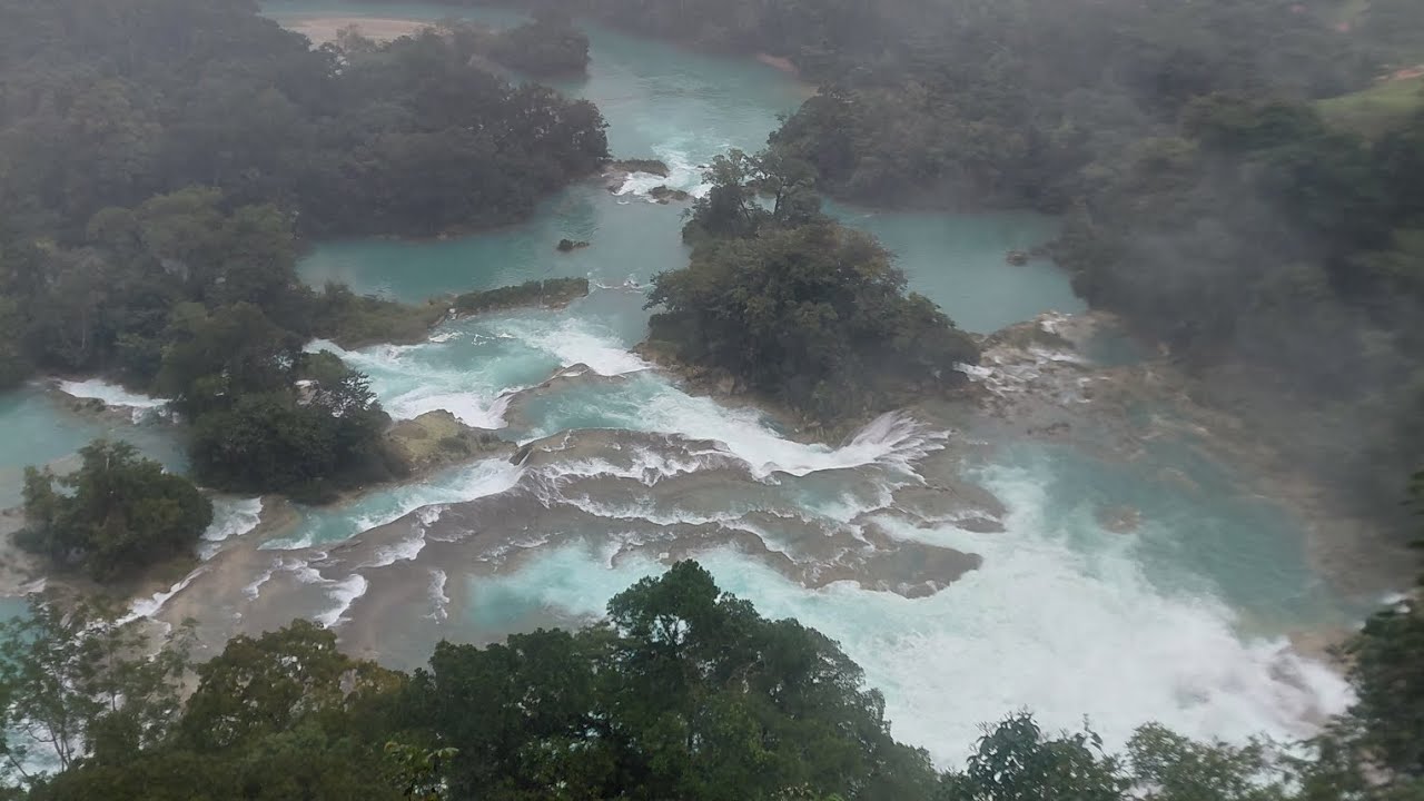 Cascada las nubes.Chiapas