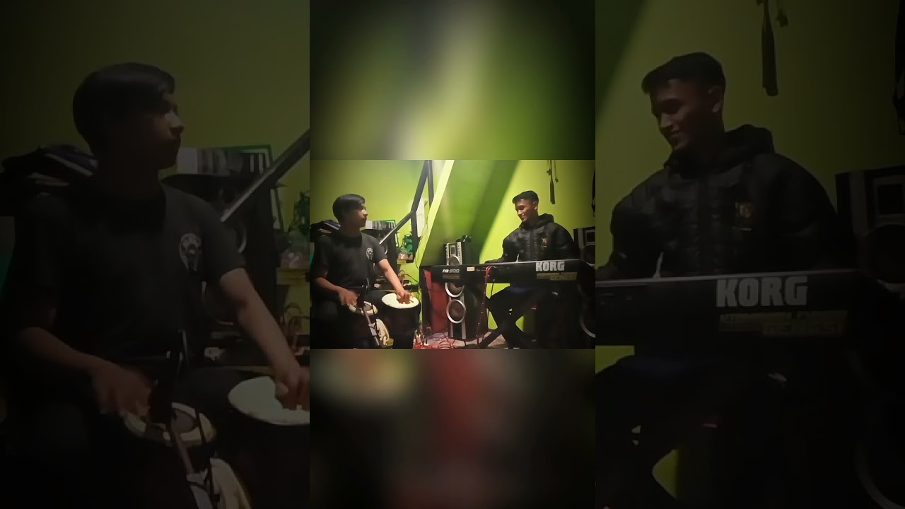 Cocok buat cek sound sambil ngopi 