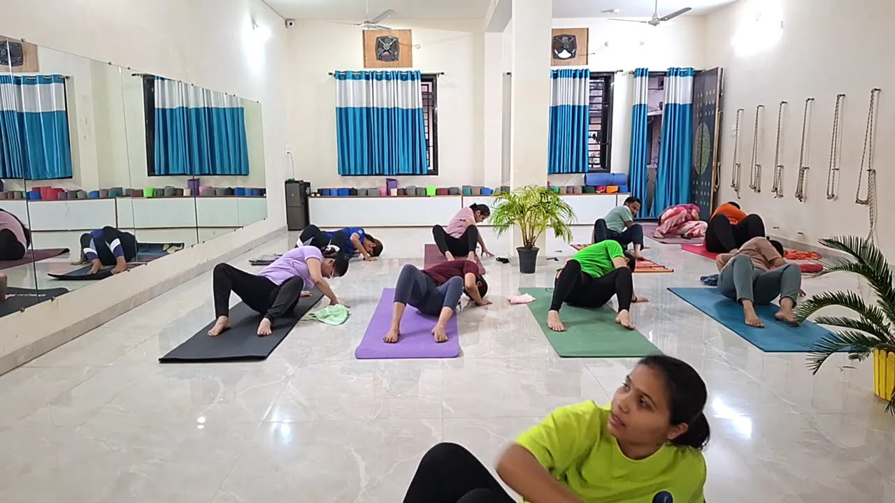 30 Min Powerful Mat Workout 🔥 Burn Belly & Waist Fat Fast| Yoga With Amrika #bellyfat #workout 