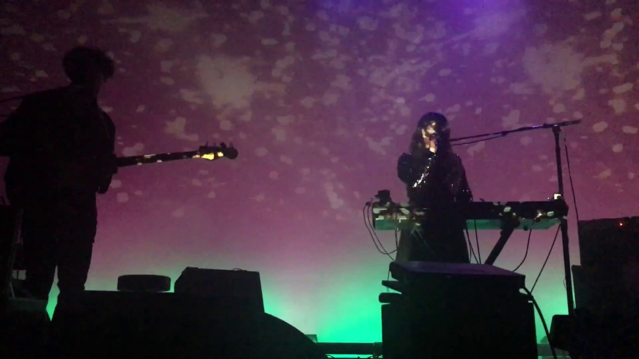 Beach House - Girl of the Year (live)