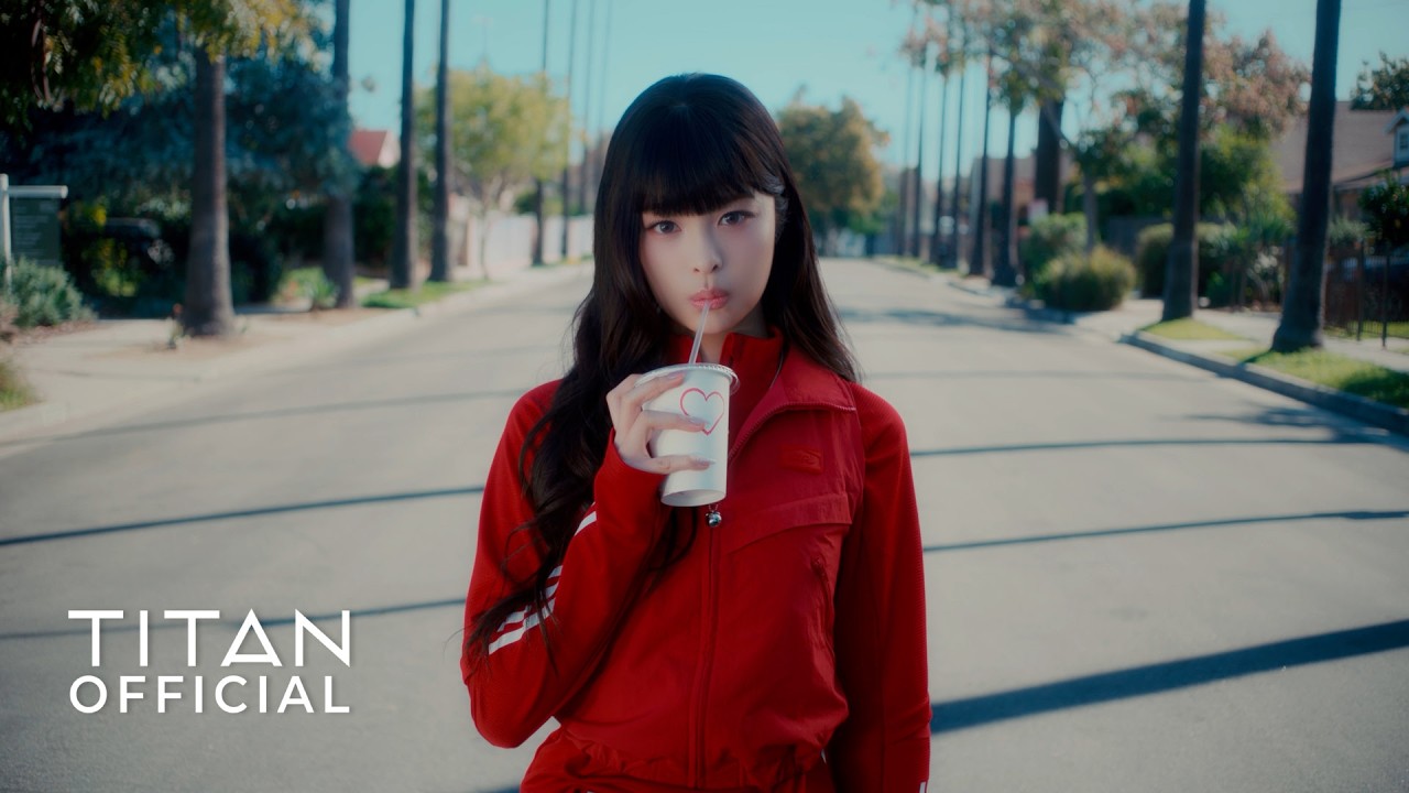 AtHeart 앳하트 ‘Butterfly Doors’ Official MV