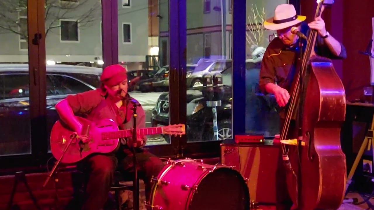 I Can't Be Satisfied -  Delanie Pickering & Michael Mudcat Ward at Sally O'Brien's