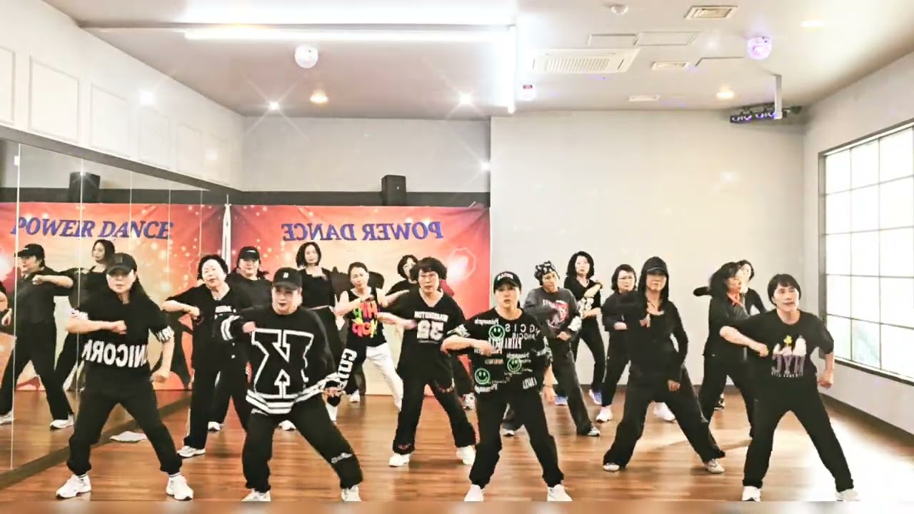 이유미파워로빅 {I JUST MIGHT} #Mark Kramer Pastrana #I JUST MIGHT #브루노마스 #POP #다이어트댄스 #이유미파워로빅 # Bruno Mars
