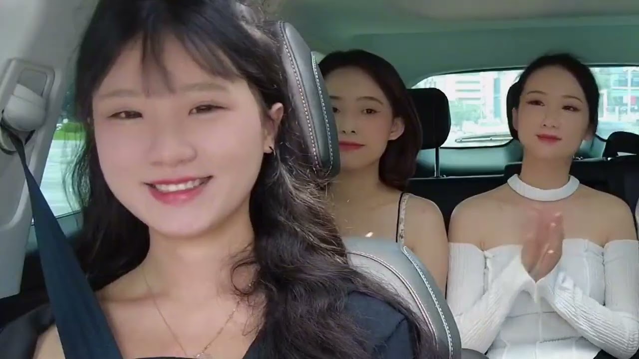 小姐姐們坐車去爬長沙岳麓山，沒想到收穫到了一份意外的快樂#愛唱歌的騾子 #車裡唱歌 #看見音樂計劃 #講不出再見