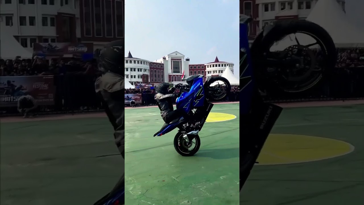 Daring feats, roaring applause. University's epic stunt show! 🎬🔥 #ThrillsAndChills.