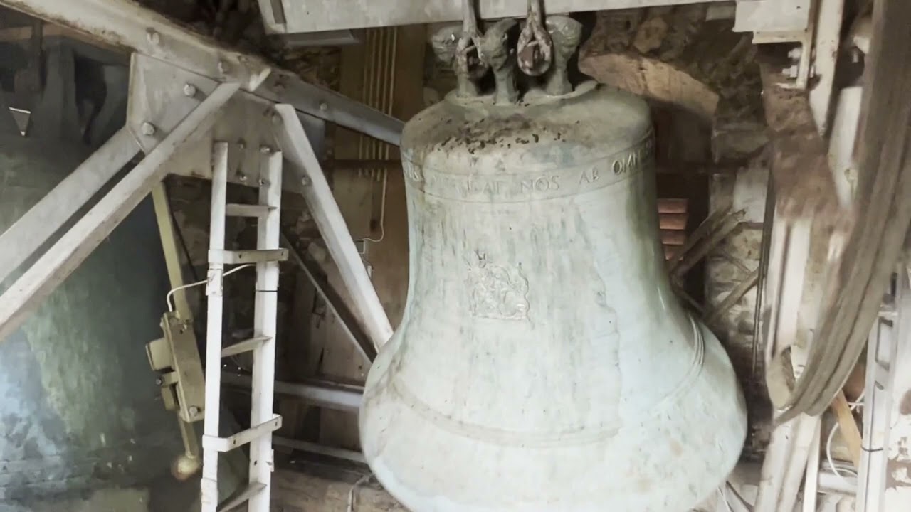 Pfarrkirche Hofstetten/Grünau - (A-NÖ) - Einzelläuten und Vollgeläute - (Innenaufnahme)