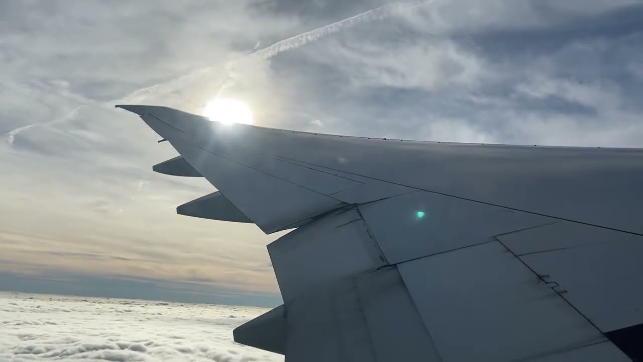 Powerful London Take Off - American Airlines - Boeing 777-300ER - LHR to DFW