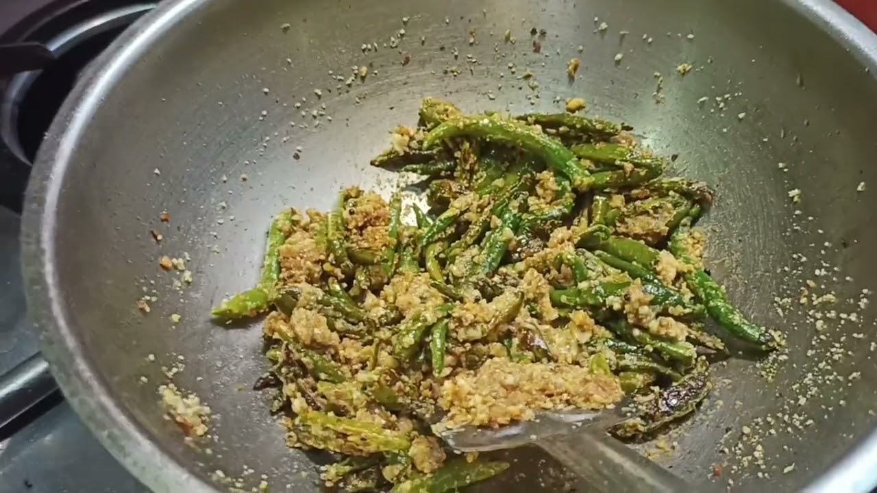 हिरव्या मिरच्याची भाजी