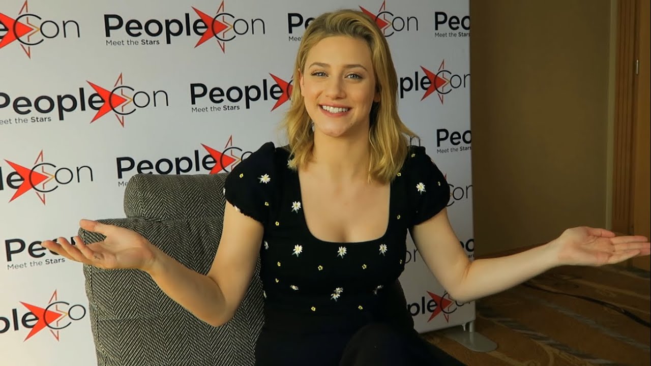[INSIDE PEOPLE CON] #RIVERCON - Lili Reinhart