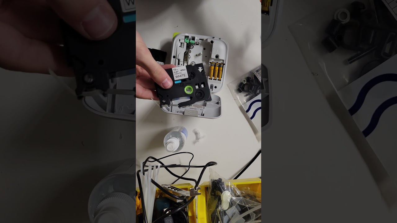 How to Swap a Cartridge on a Brother P-touch Label Maker