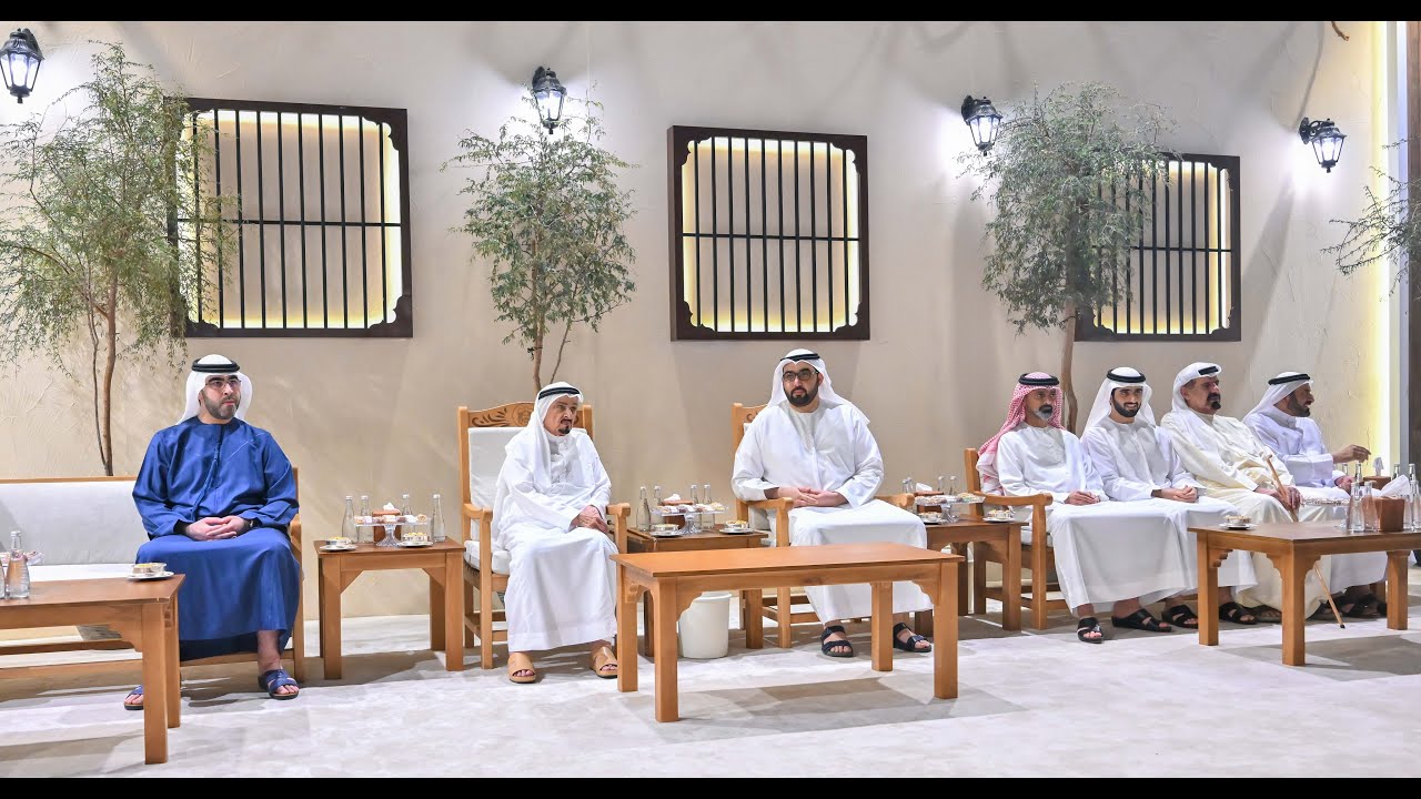 حاكم عجمان وولي عهده يتقبلان تهاني ولي عهد أم القيوين بشهر رمضان في قصر الزاهر