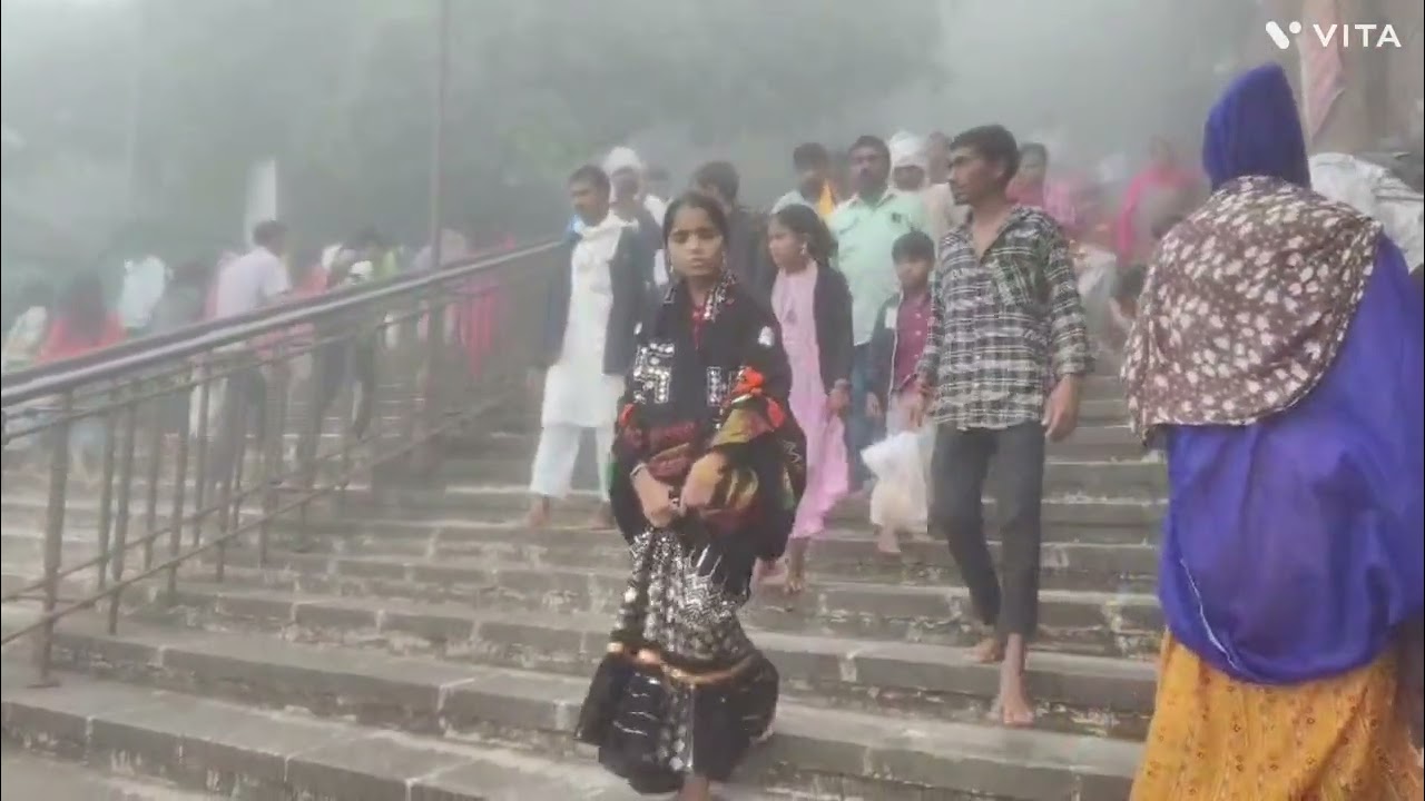 पावागढ़ माताजी के दर्शन किये। महावीर खरते की टीम 