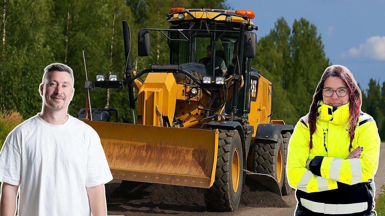 Hon älskar att köra Väghyvel! 
